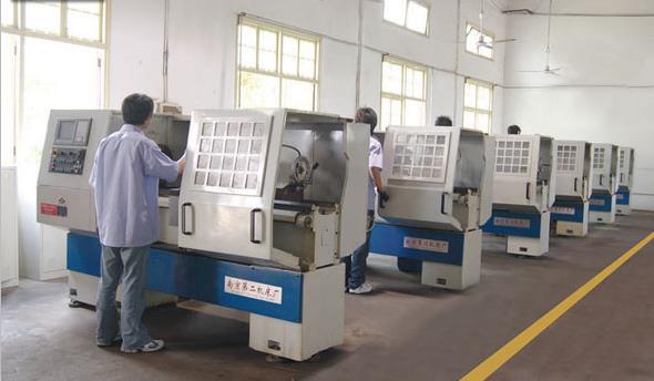 ��������ɭ��У��ô������˽���Ć���