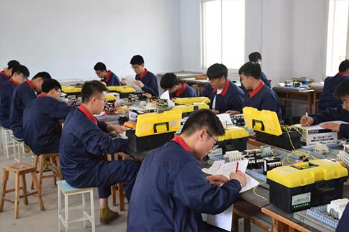 ���_��缼���W(xu��)У2020�괺����������