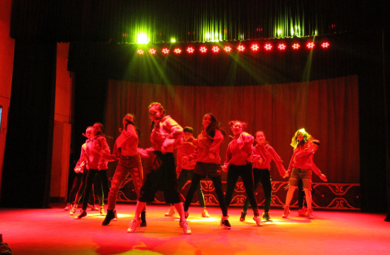 2020���R��ˇ�g(sh��)�W(xu��)У߀��������