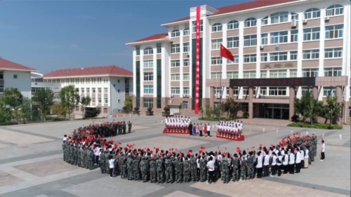 ���_���l(xi��ng)���O�WУ���m��Ů���Č��I(y��)����