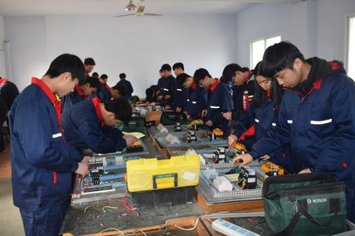 ���_���W(xu��)Ժ�����߿����ЙC�һ�w�����I(y��)����