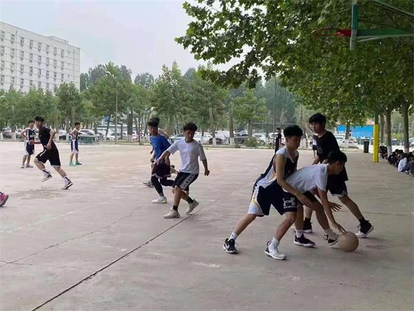 ɽ�|���������W(xu��)Уֵ���x�����