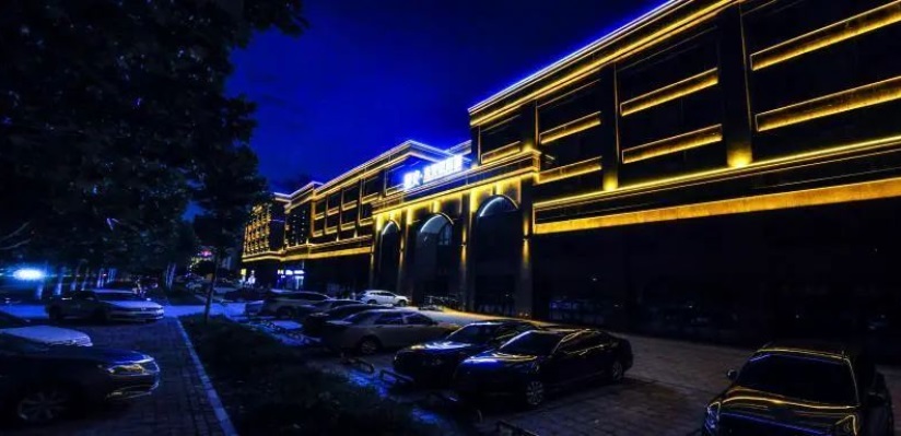 ɽ�|�ǻ��W(xu��)Ժ33����У�c���_�������ش�Y⠻݁��u��