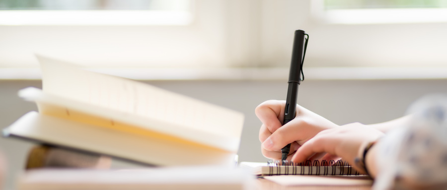 �I(y��)�W(xu��)У����Щ�̌W(xu��)���c��