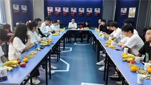 �H���wУ����(j��ng)��(gu��)�H늸�(j��ng)�W(xu��)Ժ�_(k��i)�W(xu��)�ˆ���