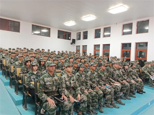 �R�������I(y��)�еȌ��I(y��)�W(xu��)У�����W(xu��)����(hu��)����