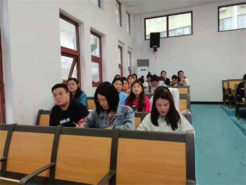 �R�������I(y��)�еȌ��I(y��)�WУ�̌WҎ(gu��)������