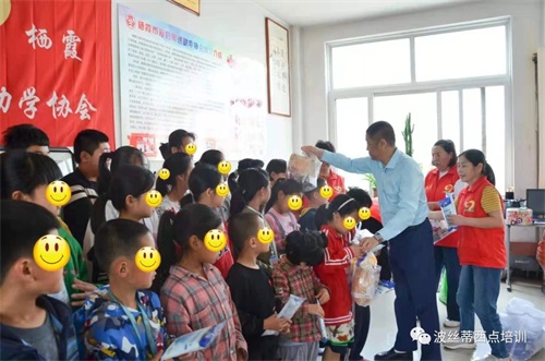 ���_(t��i)���z�����c(di��n)��Ӗ(x��n)�W(xu��)Уꐼt��У�L(zh��ng)һ���ٴε���ϼ�������ӂ���