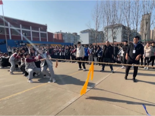 �����\(y��n)�� Ȥζ���ʝ�(j��)�ϑ�(y��ng)�ü��g(sh��)�W(xu��)У�e�еڶ���Ȥζ�\(y��n)�ӕ�