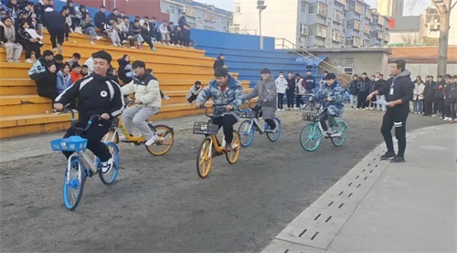 �����\(y��n)�� Ȥζ���ʝ�(j��)�ϑ�(y��ng)�ü��g(sh��)�W(xu��)У�e�еڶ���Ȥζ�\(y��n)�ӕ�