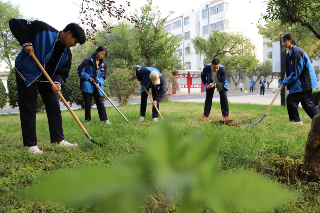 �����ĞH�̡�ɽ�|ʡ�H���̘I(y��)�W(xu��)У��ȫ���I(y��)ԺУ�ڄ�(d��ng)������(j��ng)�(y��n)������(hu��)�������Ͱl(f��)��