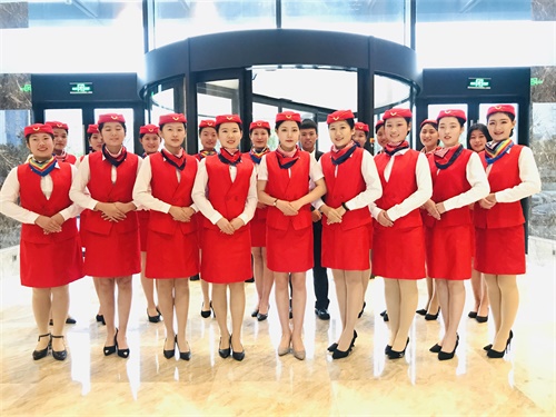 ���������I(y��)�W(xu��)У�_(k��i)�O(sh��)���F·�ͷ����I(y��)��