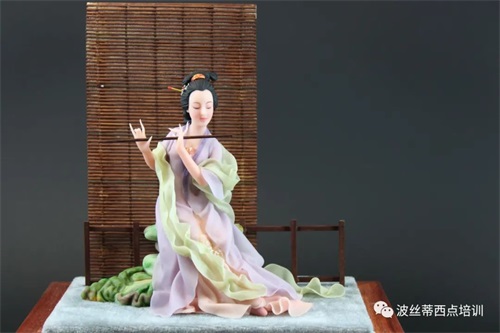 ���z�����c��Ӗ�WУ