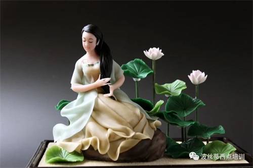 ���z�����c��Ӗ�WУ