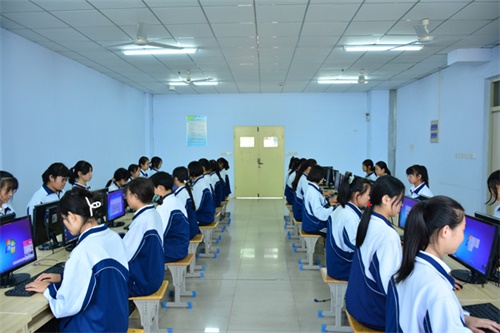 �x���кÆ������ݵ؅^(q��)��Щ�W(xu��)У�����˴���Ӌ����