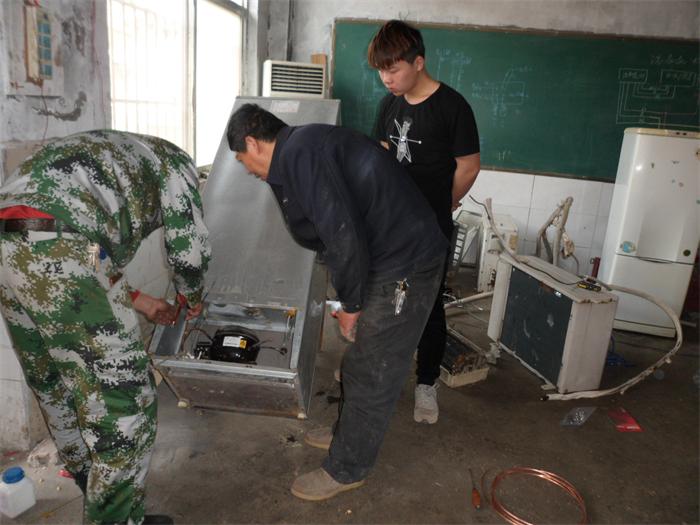 �ʝ��л����I(y��)��Ӗ�WУ����S���ٳɰ��_�O��Щ�n����