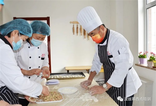 ���������ӡ������z��ꐼt��У�L��������ʿһ�О���^(q��)һ�������ˆT��ȥ�������ˮ���