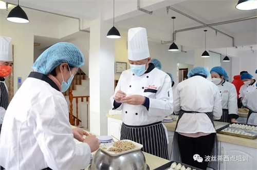 ���������ӡ������z��ꐼt��У�L��������ʿһ�О���^(q��)һ�������ˆT��ȥ�������ˮ���