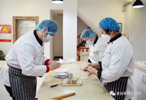 ���������ӡ������z��ꐼt��У�L��������ʿһ�О���^(q��)һ�������ˆT��ȥ�������ˮ���