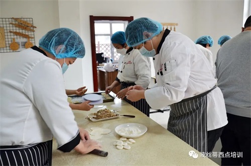 ���������ӡ������z��ꐼt��У�L��������ʿһ�О���^(q��)һ�������ˆT��ȥ�������ˮ���