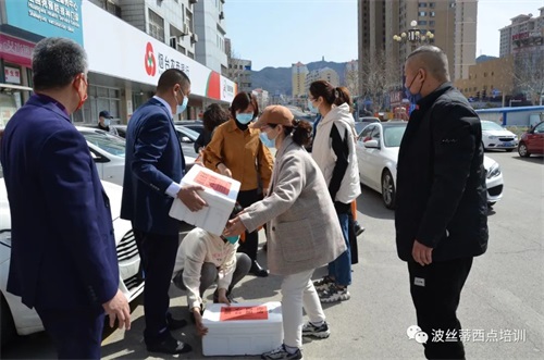 ��ů���ߡ��������z��ꐼt��У�L��������ʿ����^(q��)���t(y��)�o��������־Ը����ȥ���c����������~���¾���ɐ۵��ˣ�