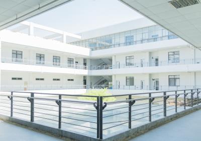 ��Щ�WУ��ӆ�ΰ��� 