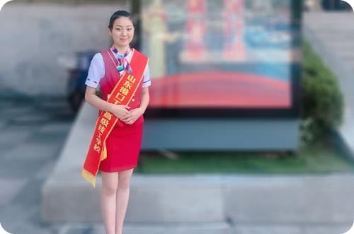 ɽ�|�ۿڹ��̸߼������W(xu��)У�F·�������������