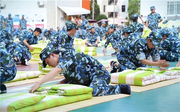 ΢ɽ�h�I(y��)�������ČW(xu��)У2022��������(ji��n)��