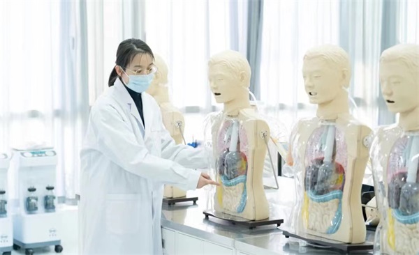 ΢ɽ�h�I(y��)�������ČW(xu��)У2022��������(ji��n)��