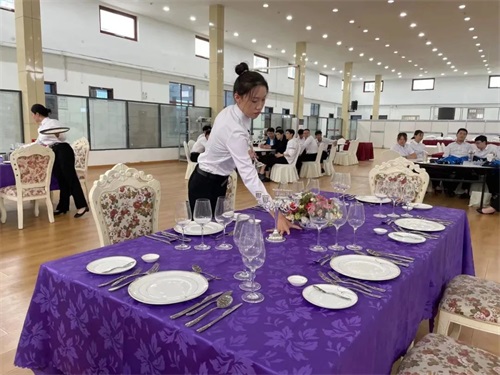 ����(sh��)�`���ƴ�������p�_(d��)��(bi��o)��ɽ�|ʡ�H���̘I(y��)�W(xu��)У�_չ��ĩ���������_(d��)��(bi��o)���(d��ng)