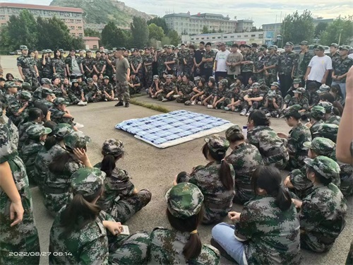 ɽ�|���������W(xu��)У��ô���� 