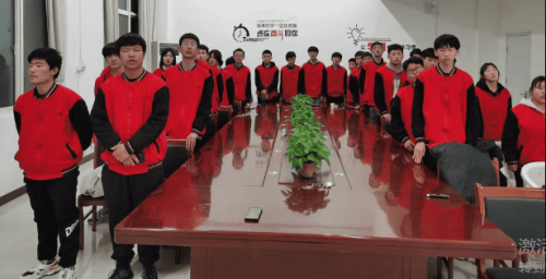 ���u�t�������ܿƼ��W(xu��)У�_�O(sh��)����Щ���I(y��)��